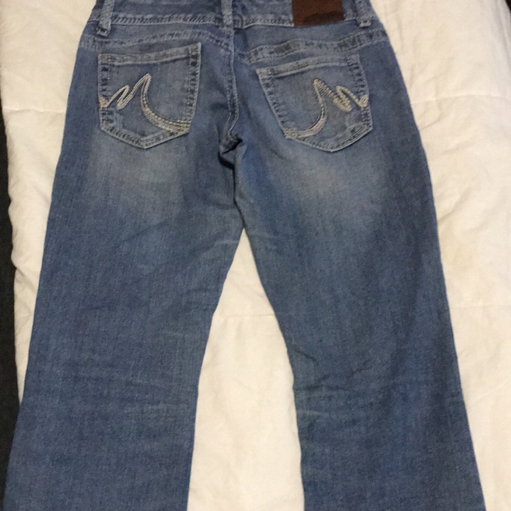 Used - Picture 3 of 4